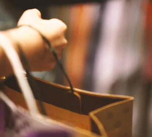 平價醫療，人人平等 Affordable healthcare & equality for all.