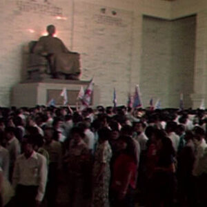 民眾團體至中正紀念堂瞻仰蔣公銅像