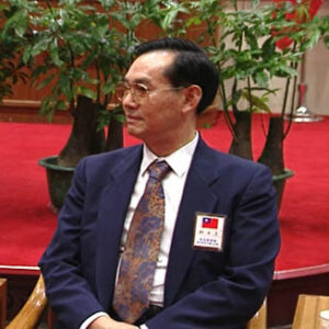 行政院院長連戰接見僑委會駐外人員李本軒一行