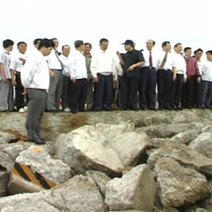 行政院院長連戰巡視竹苗災區