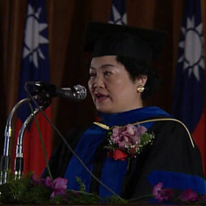 行政院院長連戰出席世新大學畢業典禮