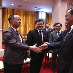 行政院院長連戰接見第1屆十大傑出青年薪傳獎當選人