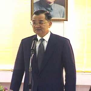 副總統兼行政院院長連戰巡視青年職訓中心與工研院