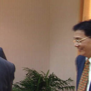 行政院院長蕭萬長接見馬來西亞雲頂集團的創辦人丹士里林梧桐一行