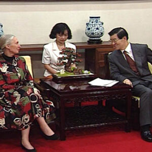 行政院院長蕭萬長接見國際知名保育學者珍古德博士