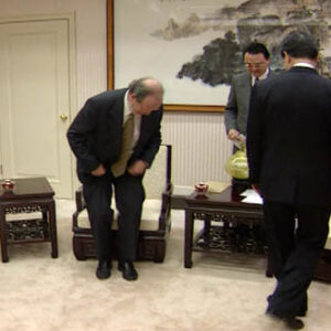 行政院院長蕭萬長接見智利水晶日報社長楊內斯夫婦