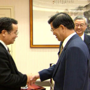 行政院院長蕭萬長接見日本杏林大學社會科學院院長田酒保中尉