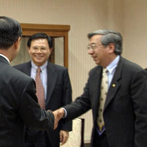 行政院院長蕭萬長接見摩托羅拉公司亞太地區總裁譚宗定