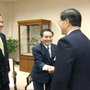 行政院院長蕭萬長接見臺中文教界捐款代表