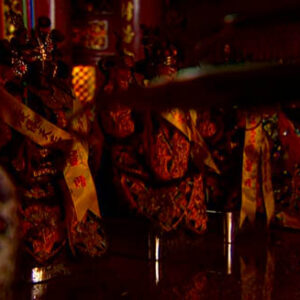 行政院院長蕭萬長於臺中縣大肚鄉永和宮上香祈福