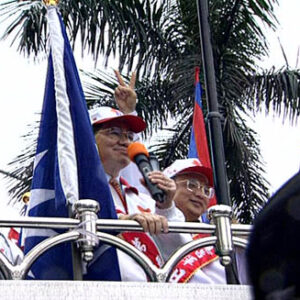 行政院院長蕭萬長參加千萬一條心勝利在望向前行拜票大遊行