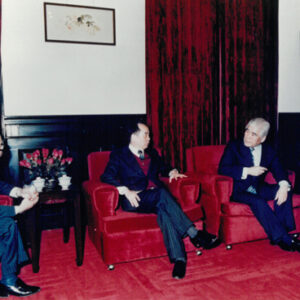 法務部長李部長元簇接見日本前法務大臣-MOFA109179CF-2020-12--PH00004-078