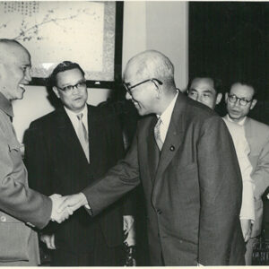 總統接見日本前外相岡崎勝男 -照片冊-MOFA109179CF-2020-12-PH00012-032