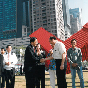 陳水扁總統於高雄市參加「2001高雄貨櫃藝術節」-陳水扁總統活動照片-MOFA109179CF-2020-12-PH00022-099