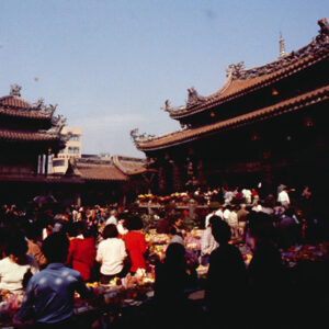 龍山寺拜拜民眾-MOFA109179CF-2020-12-SL00048-008