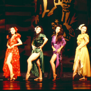 雲門-流雲、明牌與換裝   光環  半犁歌-MOFA109179CF-2020-12-SL00071-030