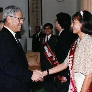 總統接見第29屆十大傑出青年刀國棟等當選人-李總統照片冊-MOFA109179CF-2020-12-PH00110-058