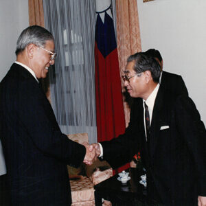 總統接見日本產經新聞總編輯石川頁等人-李總統照片冊-MOFA109179CF-2020-12-PH00110-069