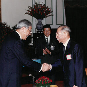 總統接見亞洲展望研討會日方代表團龜井正夫等人-李總統照片冊-MOFA109179CF-2020-12-PH00110-071