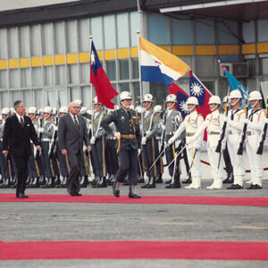 軍禮歡送南非總統狄克勒伉儷 松山-李總統照片冊-MOFA109179CF-2020-12-PH00110-143