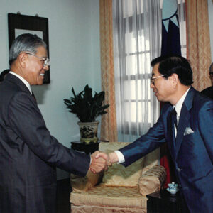 總統接見日本岐阜大學副教授志村規矩夫於總統府-李總統照片冊-MOFA109179CF-2020-12-PH00113-022