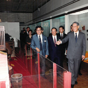 總統參觀台灣文化發展特展於省立博物館-李總統照片冊-MOFA109179CF-2020-12-PH00113-066