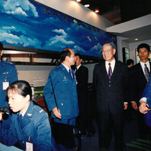 總統蒞臨世貿中心參觀81年資訊月台北展示活動-李總統照片冊-MOFA109179CF-2020-12-PH00113-101