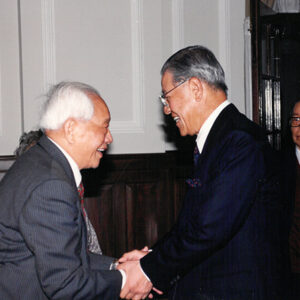 總統接見81年行政院文化獎得獎人楊三郎先生等人於總統府-李總統照片冊-MOFA109179CF-2020-12-PH00113-110