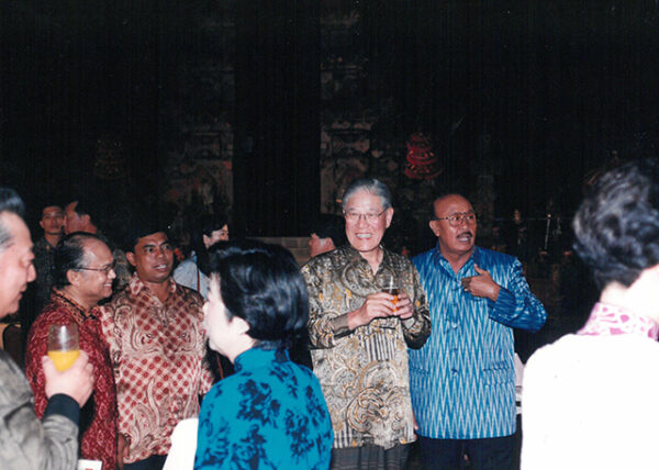 總統於印尼峇里島與峇里省長晚宴-李總統照片冊-MOFA109179CF-2020-12-PH00118-040