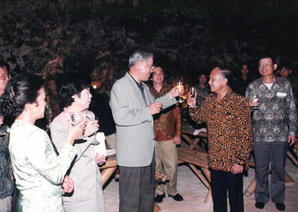 總統與哈疪疪部長晚宴於印尼巴里島-李總統照片冊-MOFA109179CF-2020-12-PH00118-048