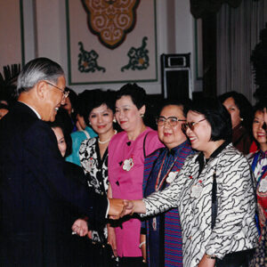 總統以茶會款待中華婦女反共聯合會各分支會主委嚴倬雲等人於總統府-李總統照片冊-MOFA109179CF-2020-12-PH00118-105