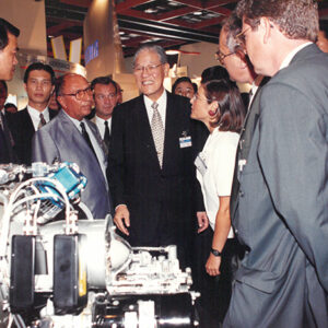 總統蒞臨參觀一九九三年台北國際航太科技及國防工業展於世貿中心-李總統照片冊-MOFA109179CF-2020-12-PH00119-027