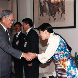 總統接見海外藏胞代表致敬團-李總統照片冊-MOFA109179CF-2020-12-PH00119-047