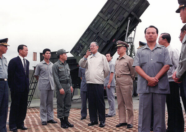 總統巡視陸軍飛彈基地於淡水-李總統照片冊-MOFA109179CF-2020-12-PH00119-048