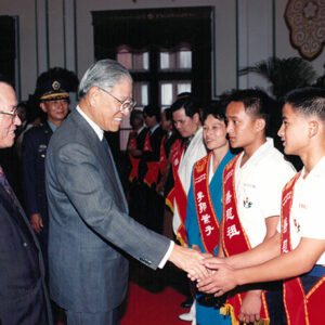 總統以茶會款待八十二年全國好人好事代表-李總統照片冊-MOFA109179CF-2020-12-PH00119-052