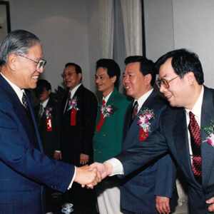 總統接見八十二年傑出資訊應用獎暨傑出資訊人才獎得獎-李總統照片冊-MOFA109179CF-2020-12-PH00119-089