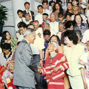 李登輝總統茶會款待有國寶之稱的泰雅族原住民紋面長者吳蘭妹等47人 總統府-李登輝總統活動照片冊-MOFA109179CF-2020-12-PH00166-065