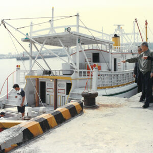 李總統登輝巡視南寮漁港駐在所 新竹市-李總統照片冊-MOFA109179CF-2020-12-PH00168-017