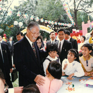 李總統登輝先生伉儷於臺北賓館參加內政部舉辦之寒冬送暖溫馨關懷歲末聯歡活動-李登輝總統活動照片冊-MOFA109179CF-2020-12-PH00170-028