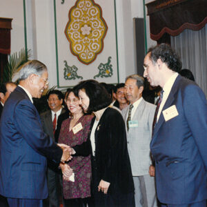 李總統登輝先生以茶會款待第五屆世界華語文教學研討會與會者藺蓀等人-李登輝總統活動照片冊-MOFA109179CF-2020-12-PH00170-032