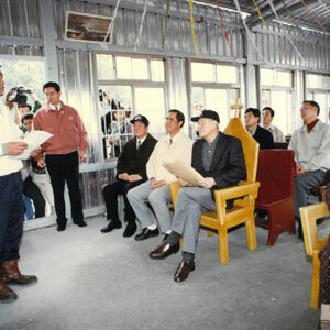 李總統登輝先生訪視樟樹灣原住民部落，聽取簡報-李登輝總統活動照片冊-MOFA109179CF-2020-12-PH00170-083