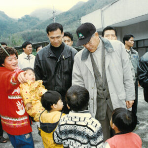 李總統登輝先生訪視復興鄉霞雲村原住民-李登輝總統活動照片冊-MOFA109179CF-2020-12-PH00170-104