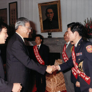 第二十六屆十大傑出青年 總統接見-李總統照片冊-MOFA109179CF-2020-12--PH00003-062