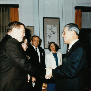 美國聯邦眾議員羅森夫婦等23人晉謁-李總統照片冊-MOFA109179CF-2020-12--PH00003-095