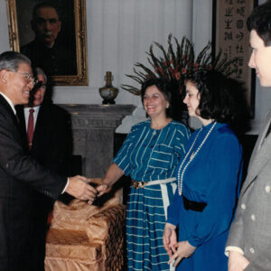 接見美國阿拉斯加聯邦參議員穆考斯斯夫婦-李總統照片冊-MOFA109179CF-2020-12--PH00003-123