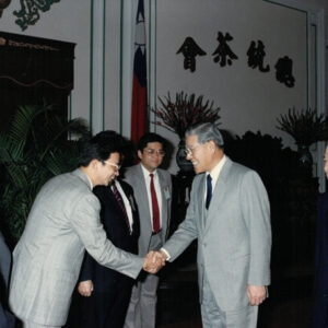 茶會款待近代工程研討會歸國學人-李總統照片冊-MOFA109179CF-2020-12--PH00003-132