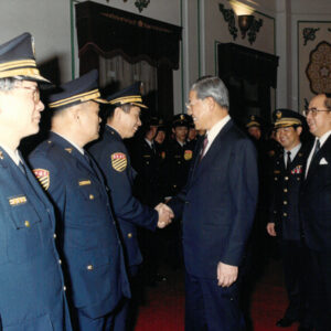 茶會招待交通警察.交通義警.綠十字服務隊員等代表-李總統照片冊-MOFA109179CF-2020-12--PH00003-137