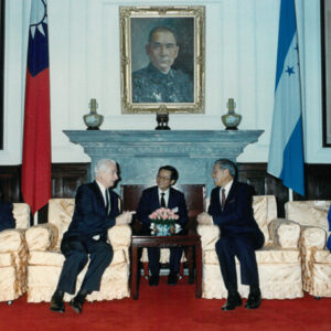 總統伉儷與宏國總統暨夫人晤談-李總統照片冊-MOFA109179CF-2020-12--PH00005-105