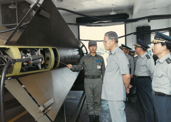 總統巡視飛彈基地-李總統照片冊-MOFA109179CF-2020-12--PH00005-121