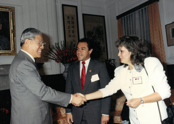 總統接見薩爾瓦多副總統麥理諾夫婦-李總統照片冊-MOFA109179CF-2020-12--PH00005-131